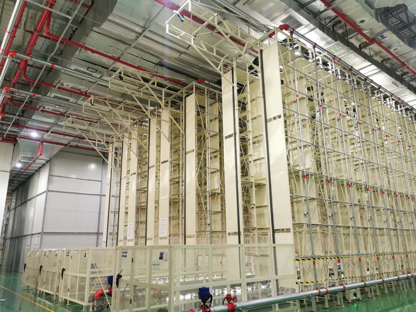 新能源自动化立体仓库：连接产业链的智能仓储枢纽