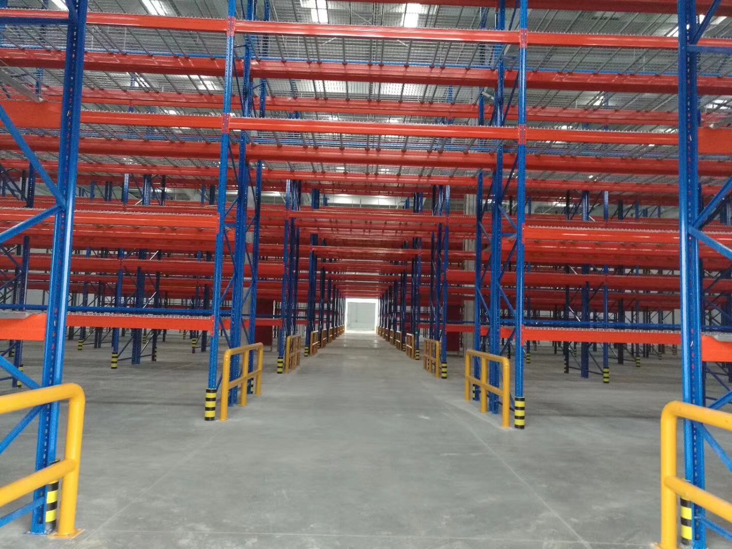 横梁式立体仓库：不止省空间，更让仓储效率 “跑” 起来