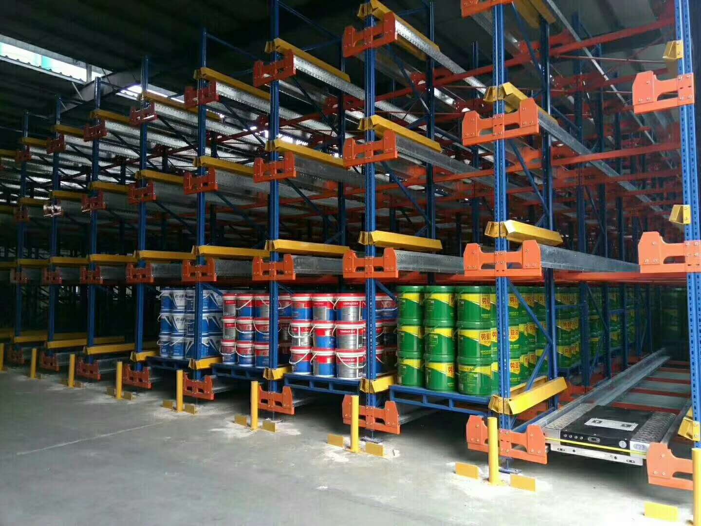 二向穿梭车，行业定制化仓储解决方案